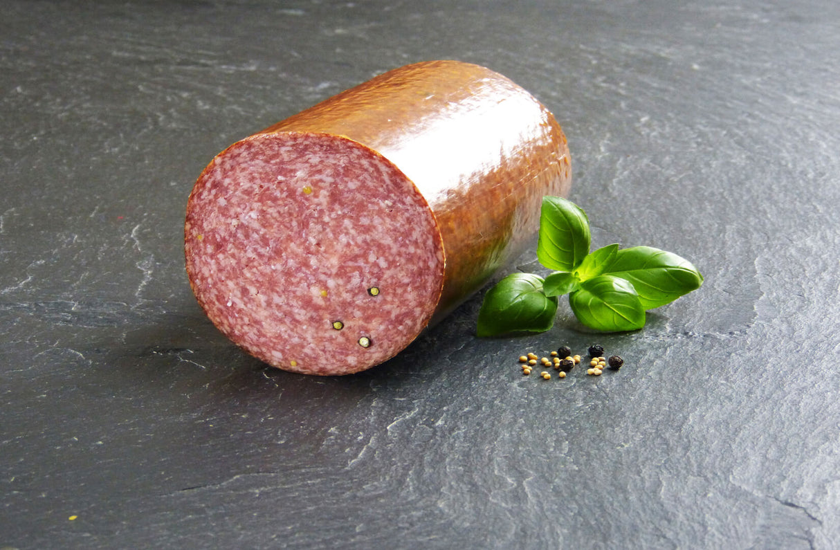 Land Cervelatwurst geschnitten