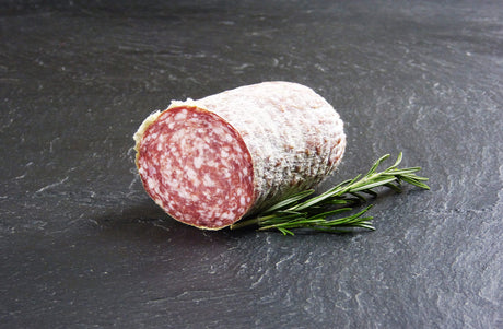 Mailänder Salami geschnitten