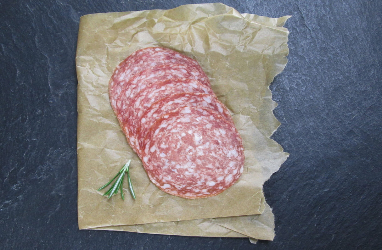 Mailänder Salami geschnitten