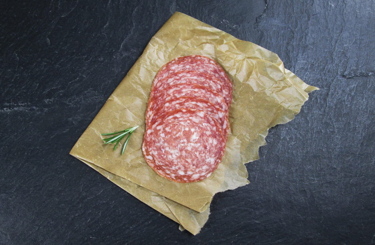 Mailänder Salami geschnitten