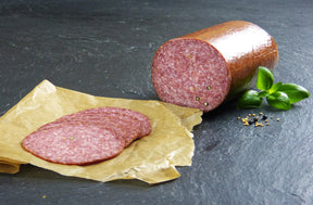 Land Cervelatwurst geschnitten